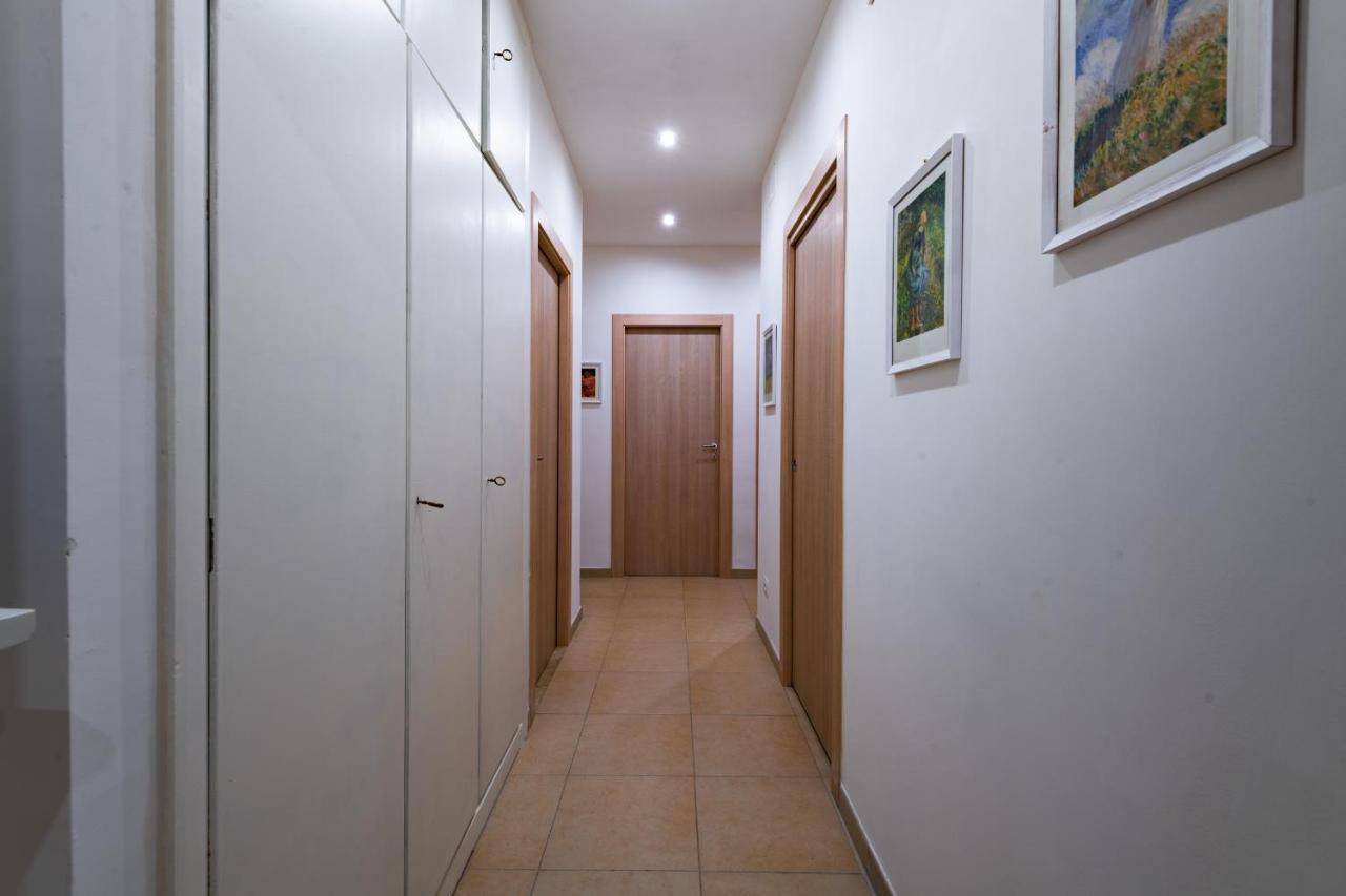 Casa Rosa Beige E Blu Leilighet Roma Eksteriør bilde